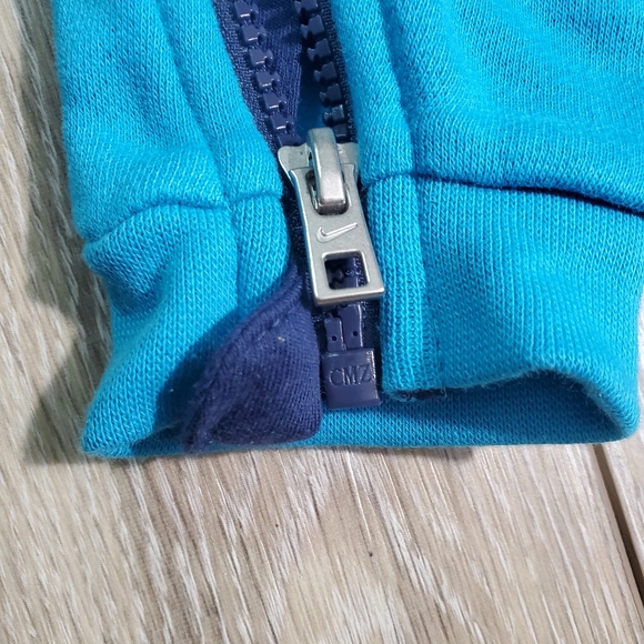 Nike infant's one-piece light currant blue one piece jogger in size 12 months. - Picture 7 of 11